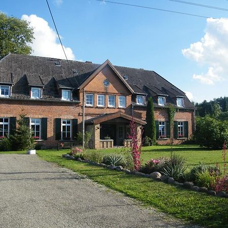 Gutshaus Daemelow Tussen Schwerin En Wismar Екстериор снимка